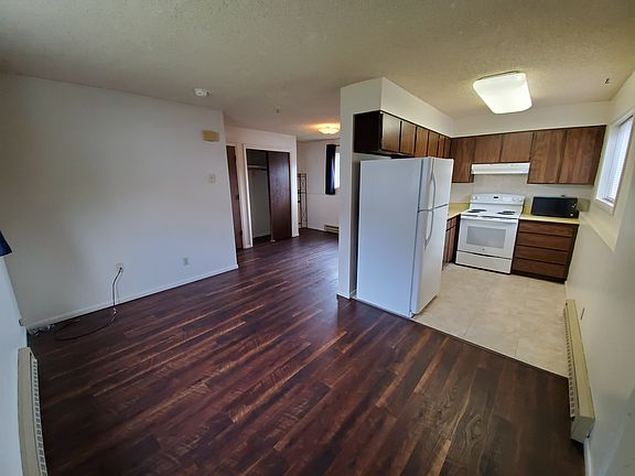 2nd image of 1535 S 3rd St W #B