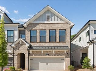 1060 Harper Cove Dr, Roswell, GA 30075