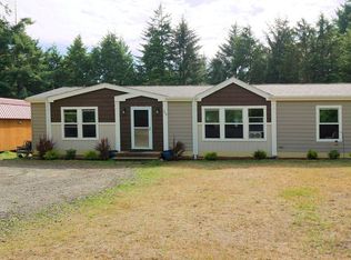 315 SW Newton Dr, Waldport, OR 97394