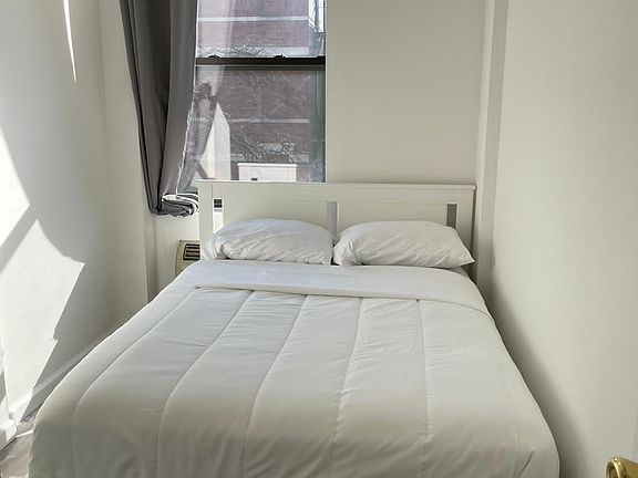 2nd image of 407 W 51st St APT 4C