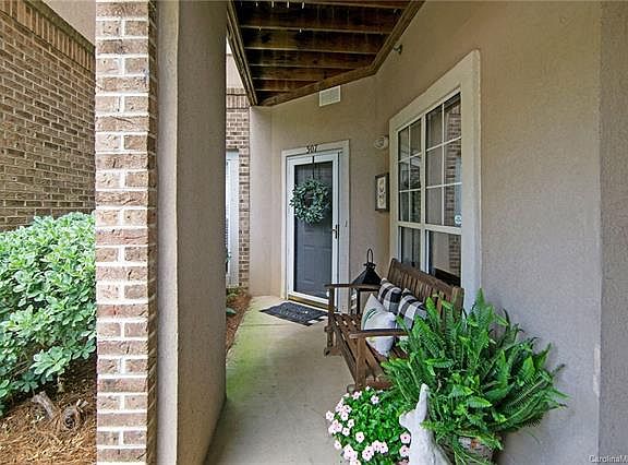 3rd image of 104 Pier 33 Dr Unit 307