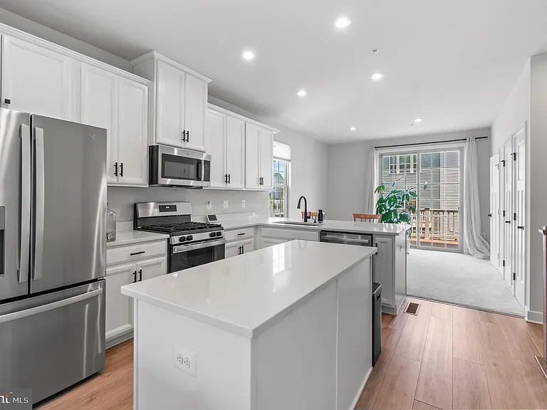 9826 Posterity Ln — Photo 9
