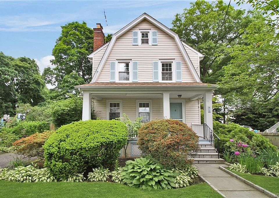 1st image of 415 Melbourne Ave