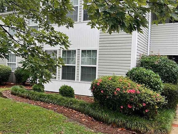 2nd image of 1380A Damon Dr