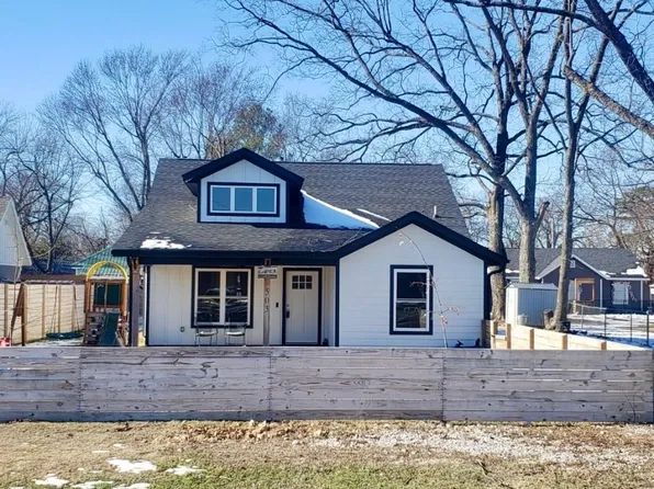 503 6th Ave SW, Gravette, AR 72736