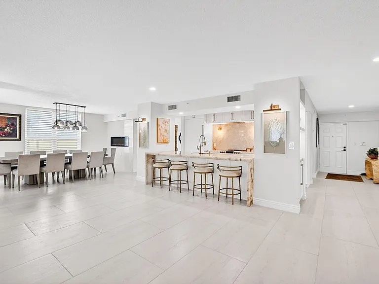 7233 Promenade Dr #101 — Photo 8