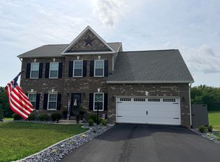 595 Spring Grove Dr, Vinton, VA 24179