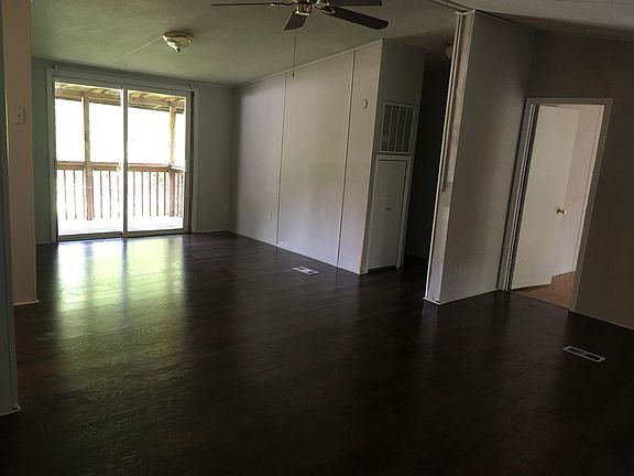 4th image of 4920 Tenwood Dr