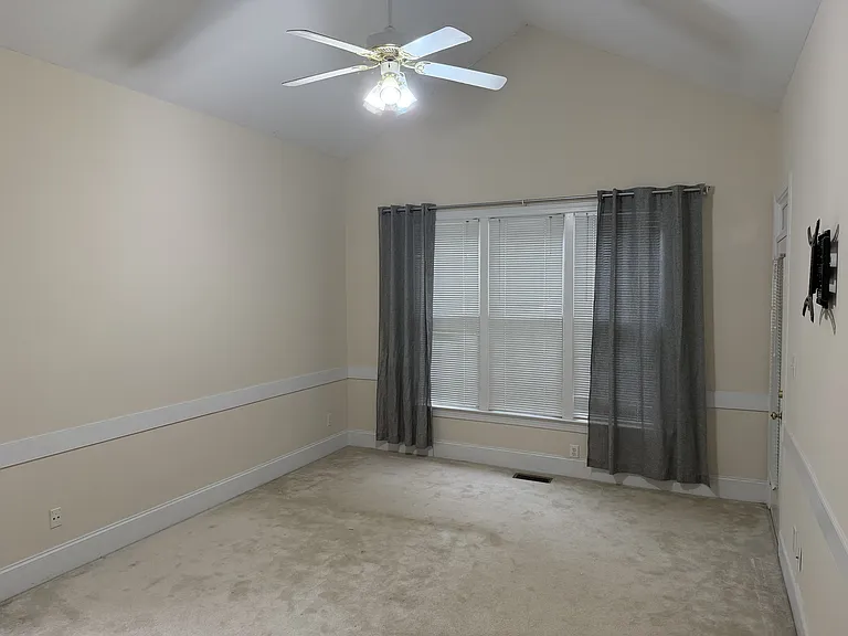 117 Council Gap Ct — Photo 7