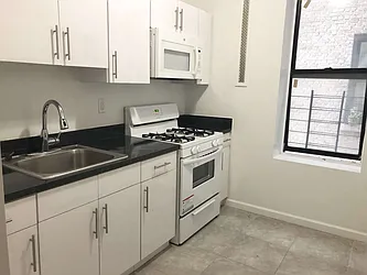 Rented by Bruma Realty LLC