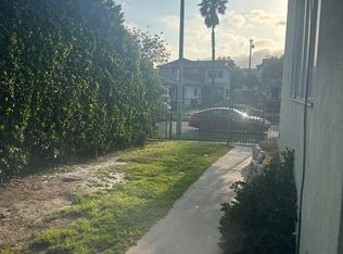 10218 S Dixon Ave APT 2, Inglewood, CA 90303