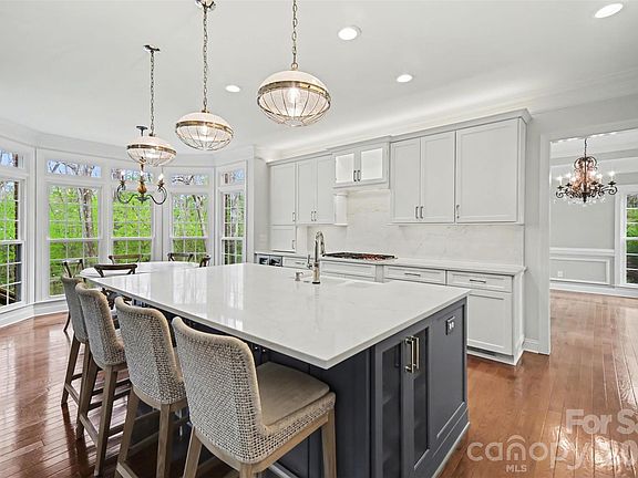 5th image of 8904 Magnolia Heights Ct