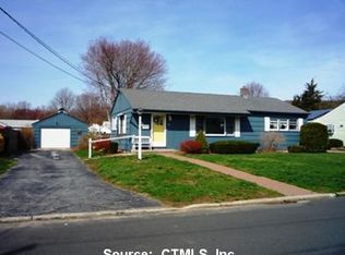 31 Brill Ave, Waterford, CT 06385