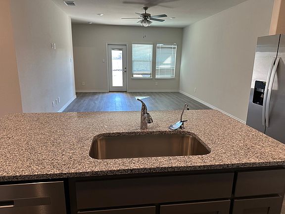 4th image of 217 Kistler Dr