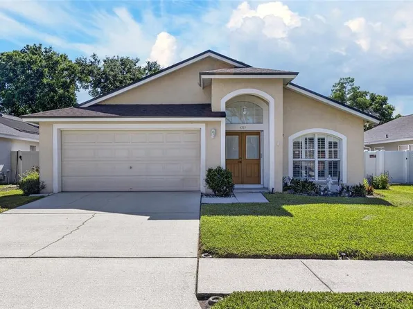 4715 Preston Woods Dr, Valrico, FL 33596