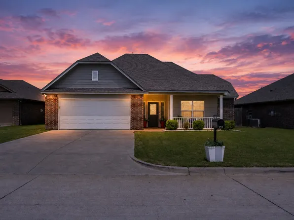 711 Denali Ct, Tolar, TX 76476