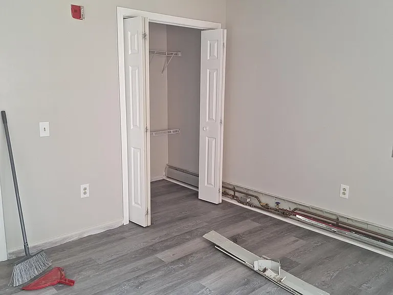 170 Seymour St — Photo 15