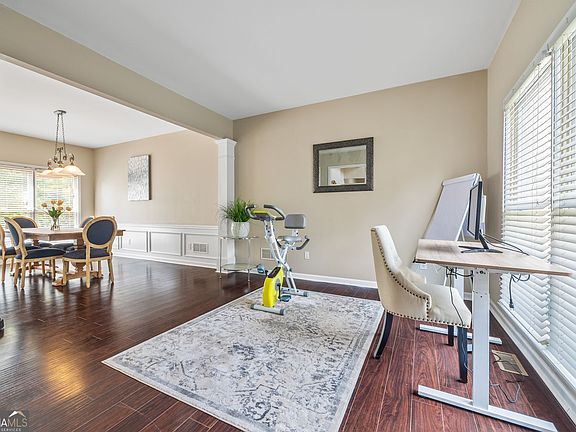 5th image of 3618 Petherton Way NW