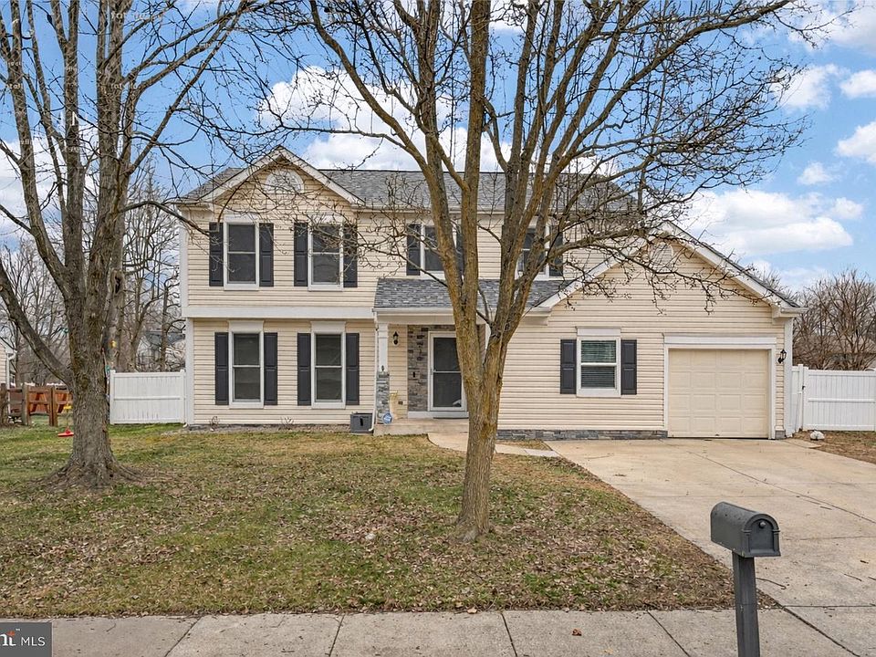1st image of 235 Cheyenne Dr