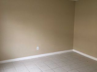 14412 N 19th St APT B, Tampa, FL 33613