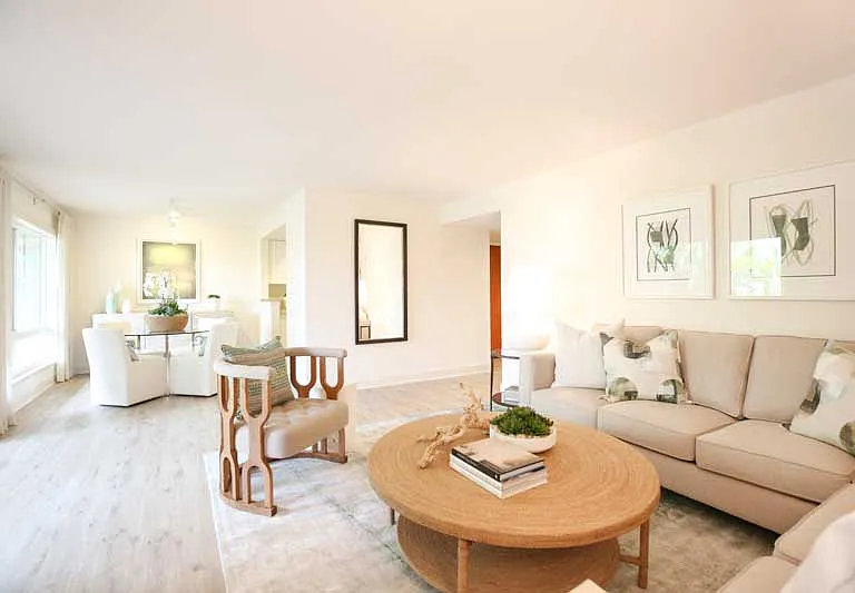 Promontory Point Apartment Homes — Photo 17