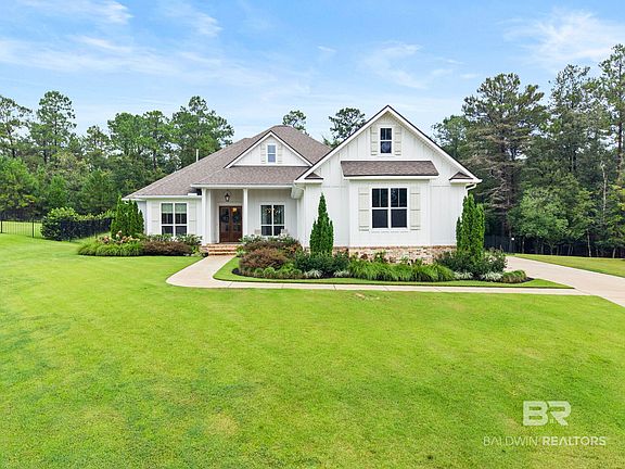 3rd image of 34049 Farrington Ln