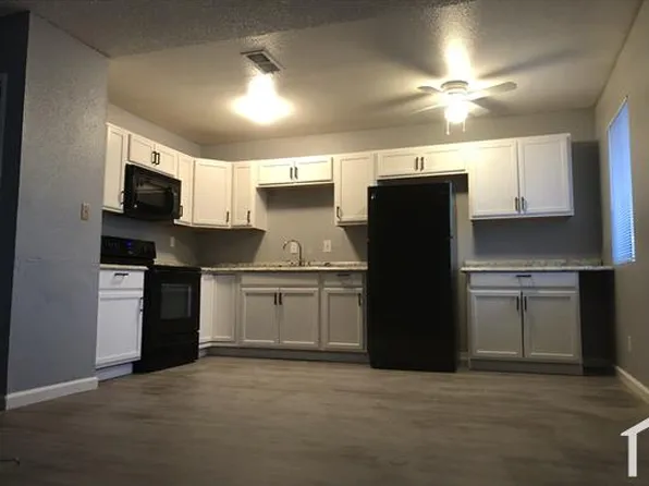 1909 Gregory St #C, Las Vegas, NV 89106