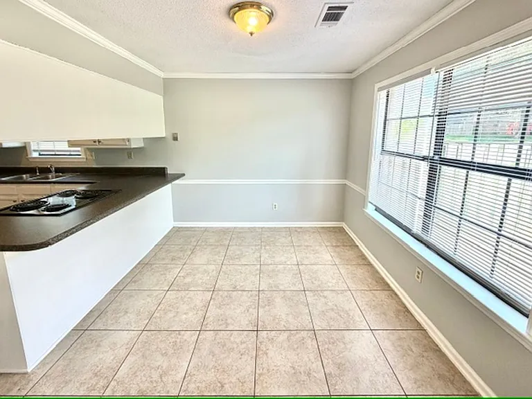 6383 Eastbrier Dr — Photo 5
