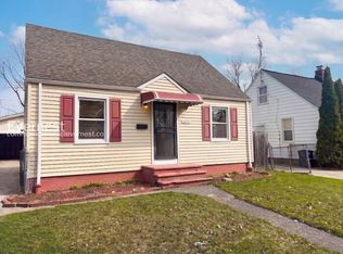 16913 Lotus Dr, Cleveland, OH