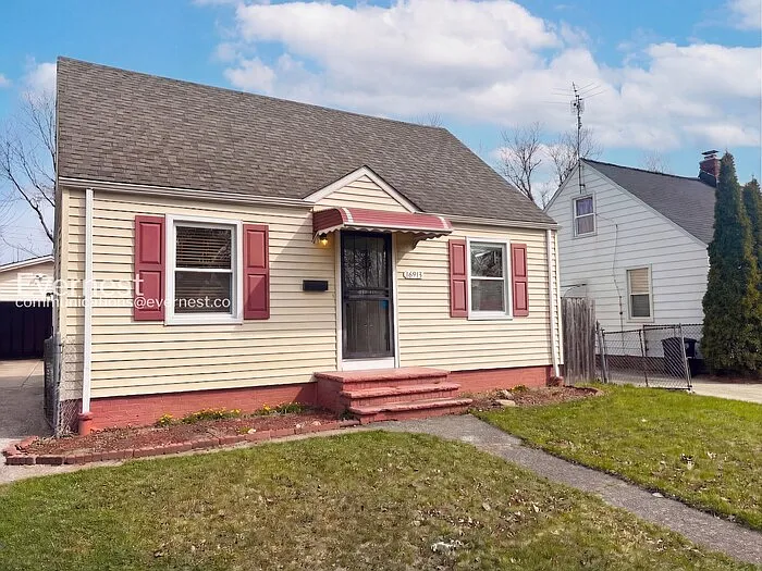 16913 Lotus Dr photo 1