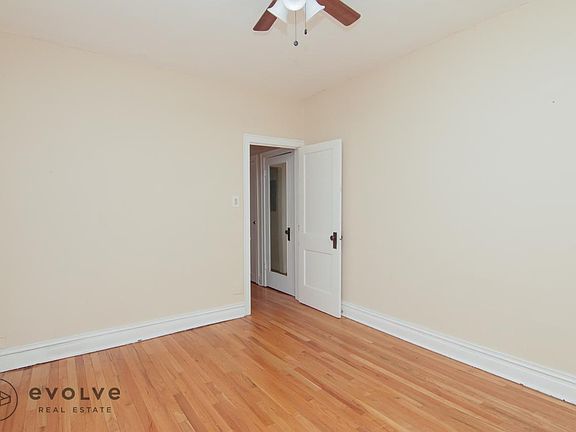 4th image of 619 W Melrose St #621G2