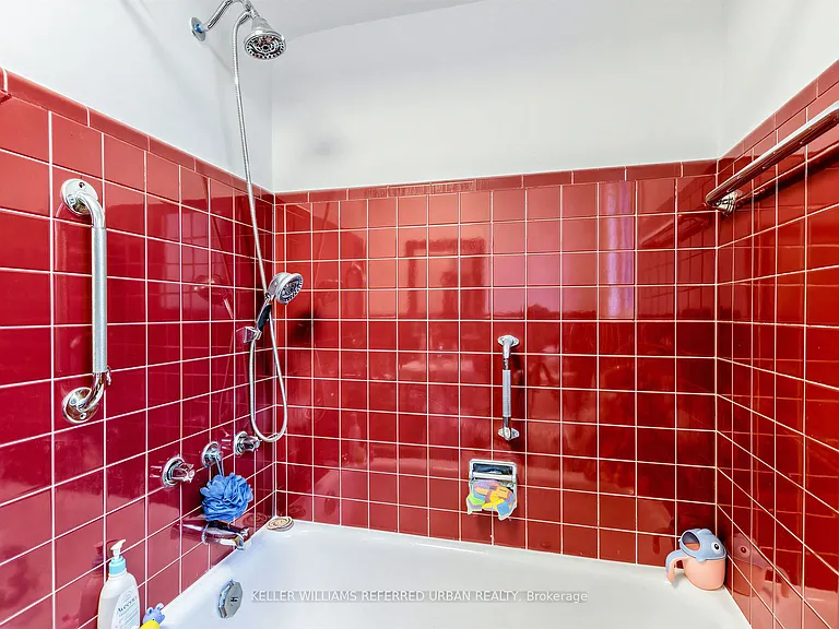 73 Prince Charles Dr — Photo 19