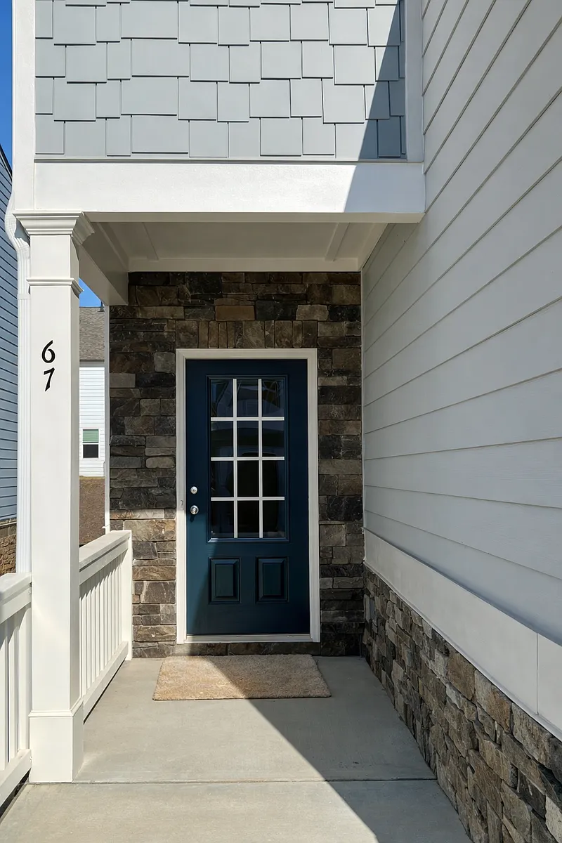 Building Photo - 67 Briarwood Dr