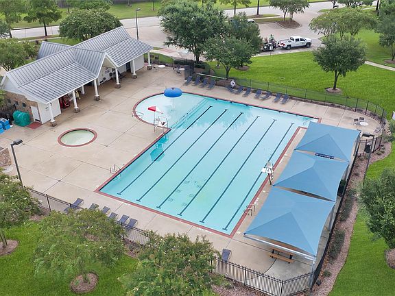 4th image of 16215 Range Valley Ln