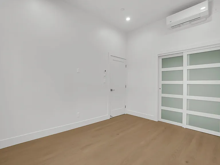 1223 S Santa Anita Ave — Photo 16