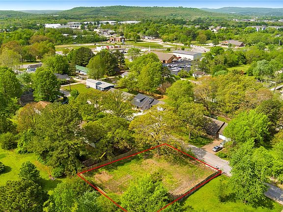 4th image of S Dockery Ln
