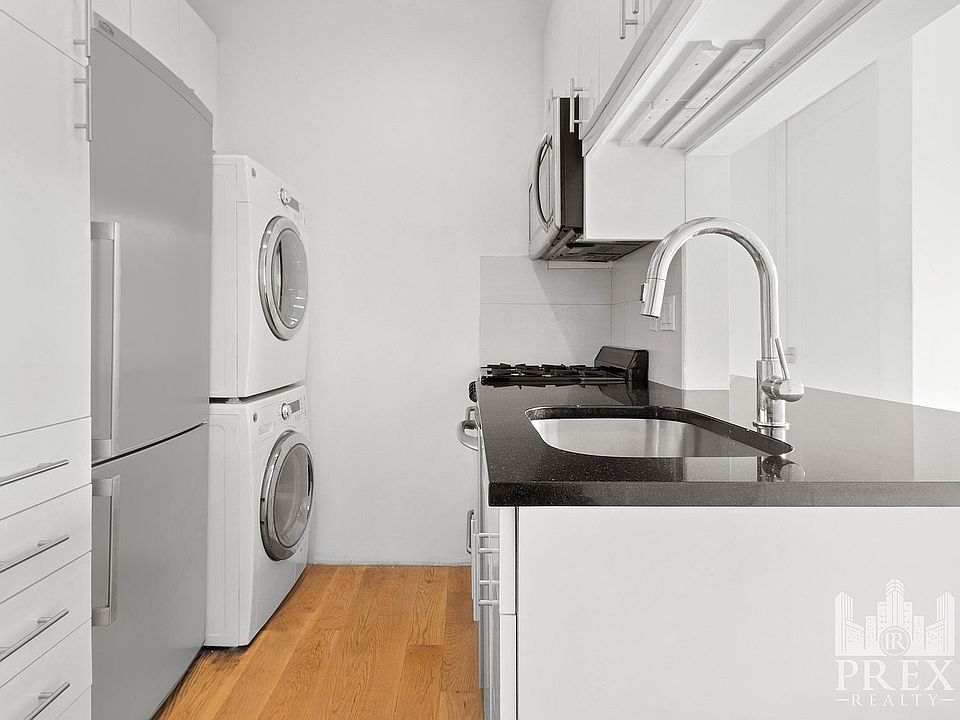 1st image of 227 Waverly Pl APT 4B