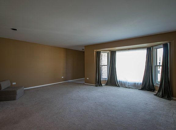 4th image of 1525 Waverly Ave