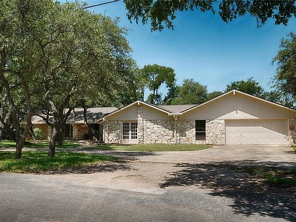 2nd image of 13212 Fawn Valley Dr
