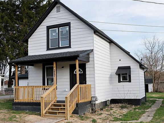 2nd image of 212 2nd St