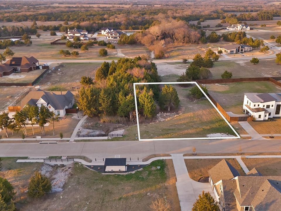 1st image of 4221 Azalea Way