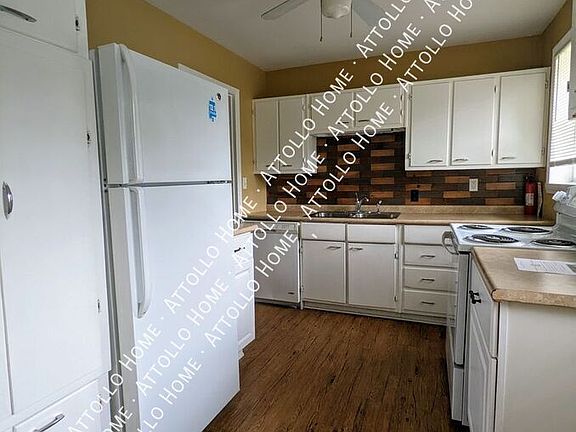 3rd image of 1317 14th Ave E