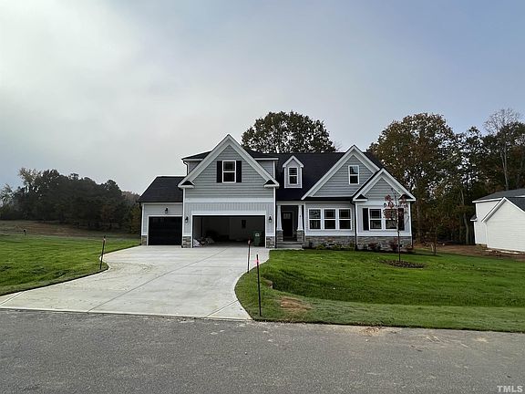 2nd image of 81 Cricket Hill Way