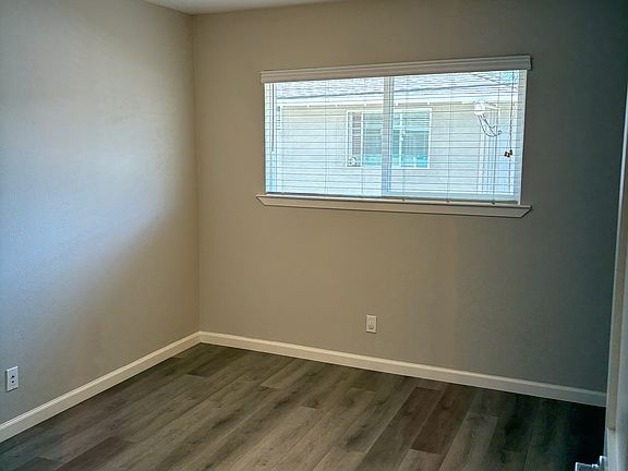 5th image of 209 Milbrae Ln APT 7
