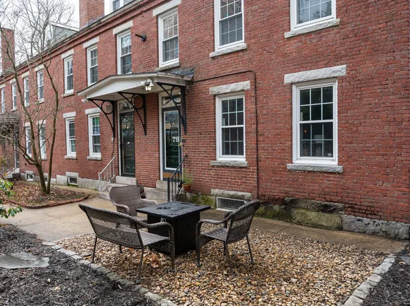 79 Pleasant Street #2, Manchester, NH 03101