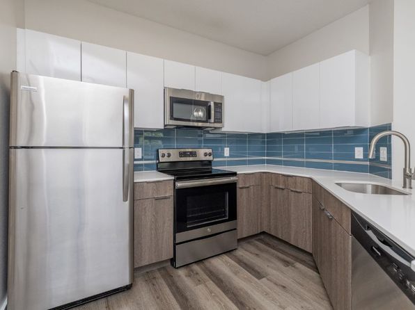 150 Commons Way #377