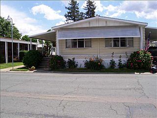 2nd image of 2323 Dalis Dr