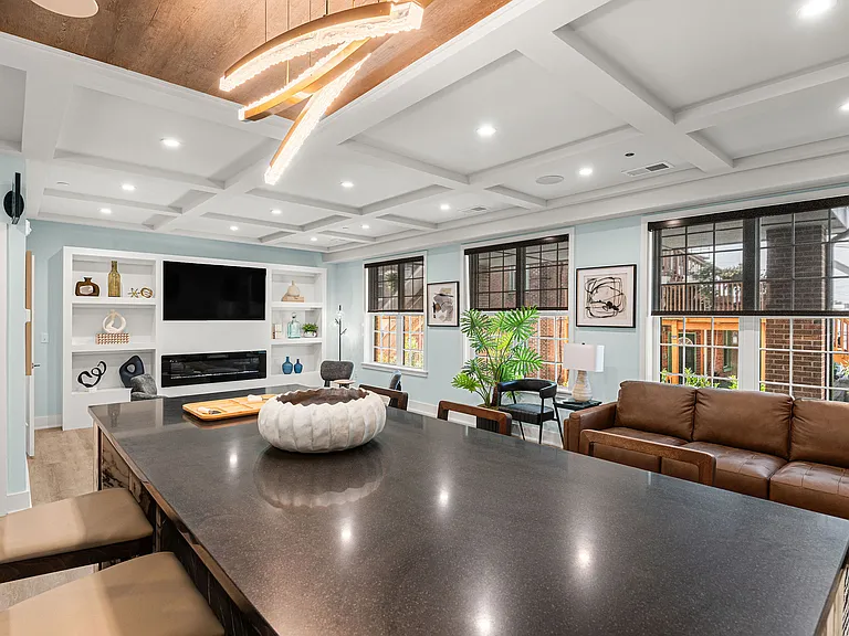 Milliner Lofts — Photo 36