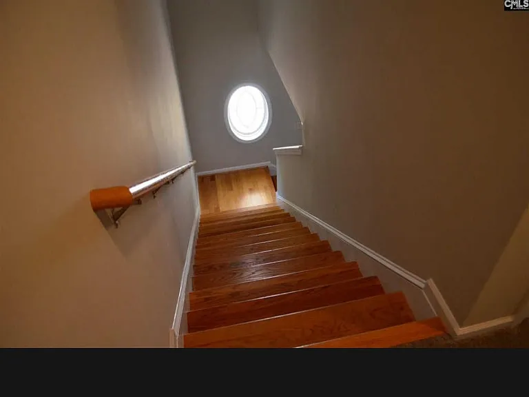144 Lincoln St — Photo 12