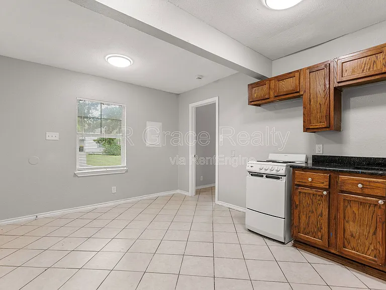 2805 Bellmead Dr — Photo 6